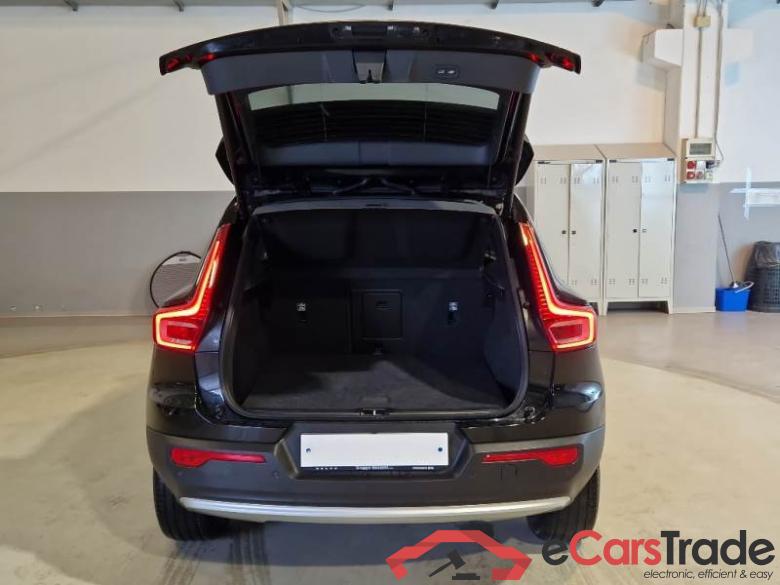 Volvo 11 VOLVO XC40 / 2021 / 5P / SUV T4 RECHARGE PLUG-IN AUTO CORE #5