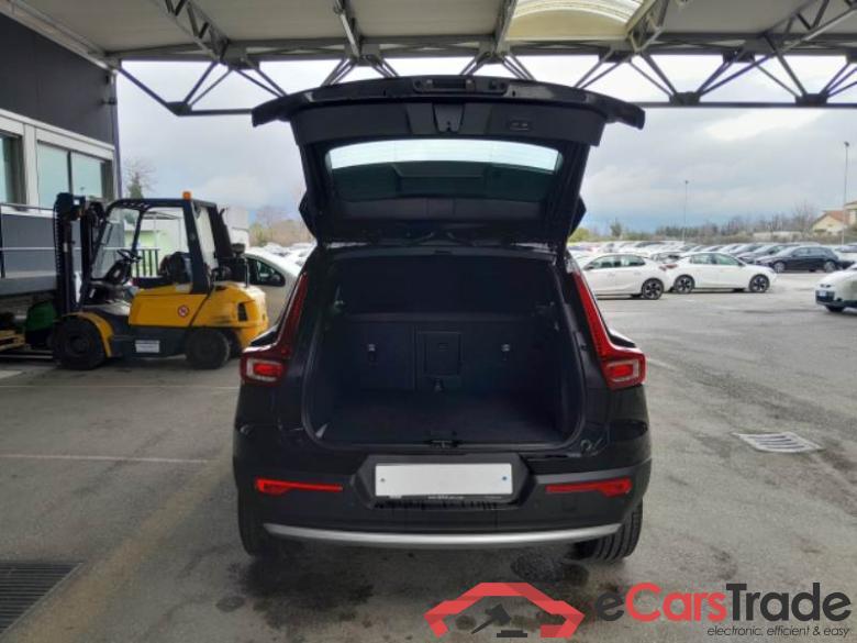 Volvo 11 VOLVO XC40 / 2021 / 5P / SUV T4 RECHARGE PLUG-IN AUTO CORE #5