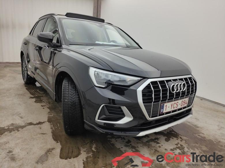 Audi Q3 35 TFSI S tronic Advanced 5d #2