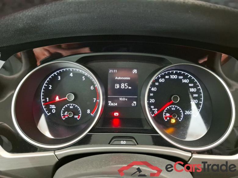 Volkswagen 15 TSI EVO Lounge 7 places Touran IQ.Drive Start-Stop 1.5 TSI 150CV BVM6 7 Sieges E6dT #6