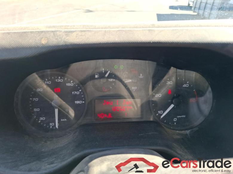 Iveco (+)3.0 35C15 3450 TOR IVECO Daily VU 2p Châssis cabine (+)3.0 35C15 3450 TOR / PONT AR HS #6