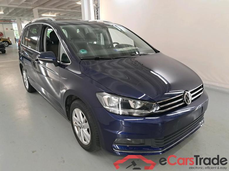VOLKSWAGEN Touran 1.6 TDi SCR Highline DSG (EU6.2) STOCK Business Wintermodule #2
