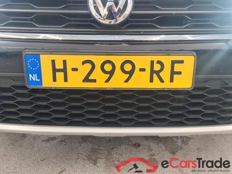 Volkswagen T-Roc '17 Volkswagen T-Roc 1.5 TSI 110kW DSG Sport 5d #5