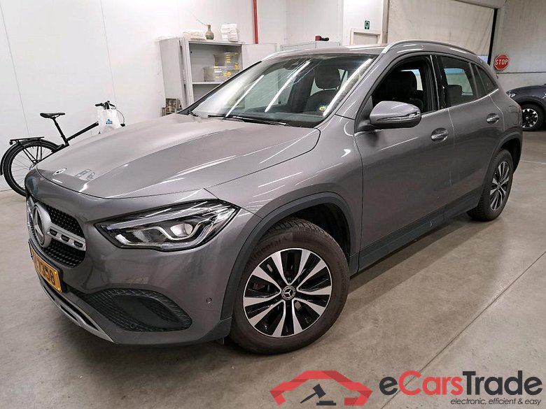 MERCEDES - MER GLA 250e 218PK DCT Business Solution & Smartphone Integration  * HYBRID * #1