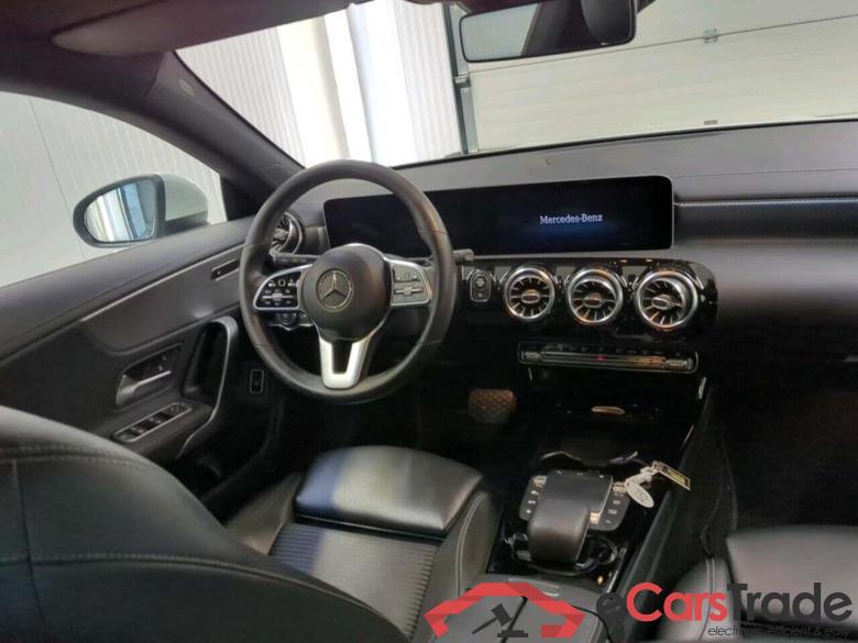 MERCEDES-BENZ CLA-klasse Shooting Brake 180 d Bns Sol. Prog. #3