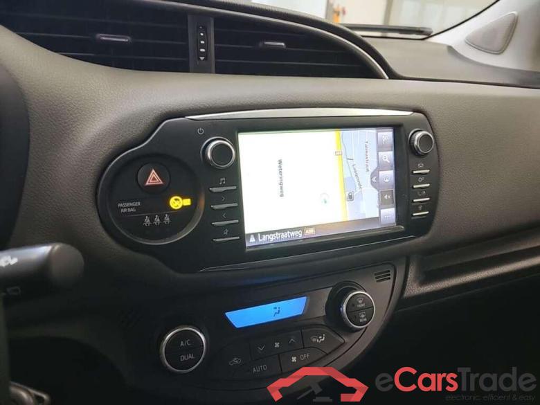 TOYOTA Yaris 1.5 Hyb. Active CVT #6