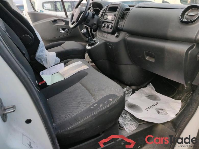 Renault Furgón 27 L1H1 Energy BluedCi 88 kW (AC) RENAULT Trafic / 2019 / 4P / furgón Furgón 27 L1H1 Energy BluedCi 88 kW (AC) #6