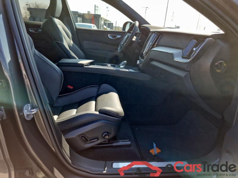 Volvo  XC 60 (03.2017->) XC60 B5 ben.Plus Dark AWD AT #6
