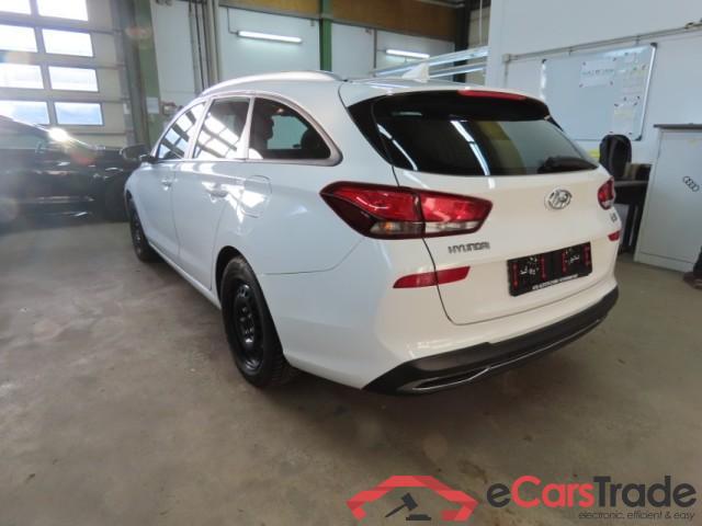 Hyundai i30 Wagon ´16 i30 cw Trend Mild-Hybrid 1.6 CRDi 100KW AT7 E6d #2