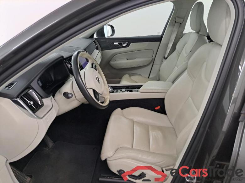 VOLVO XC60 2.0 B4 P GEARTRONIC INSCRIPTION Tech & Park Assist Winter #5