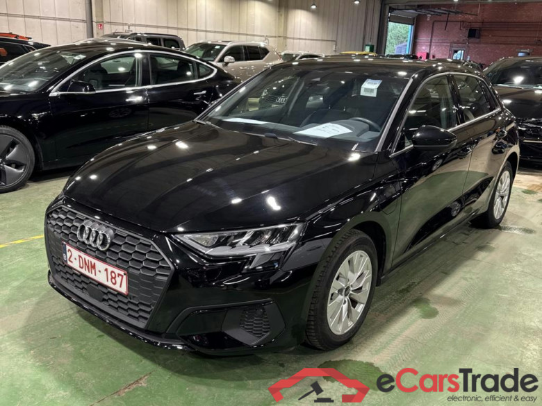 AUDI A3 SPORTBACK 1.4 40 TFSI E S TRONIC SPORTB ATTRACTION