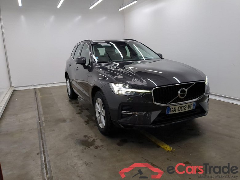 Volvo B4 AWD 197 Geartro Momentum Business VOLVO XC60 / 2021 / 5P / SUV B4 AWD 197 Geartro Momentum Business #6