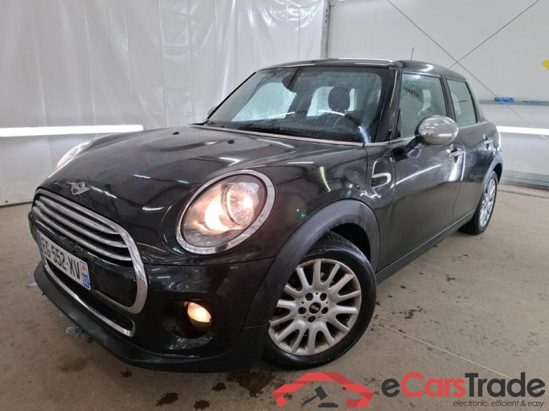 Mini Cooper D Finition Chili 116 ch MINI Mini 5p Berline Cooper D Finition Chili 116 ch