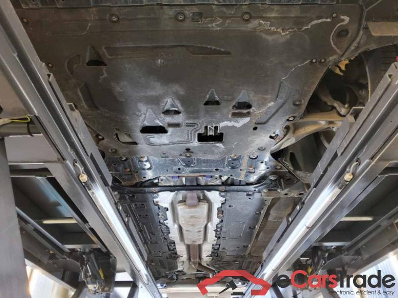 Volvo V60 Kombi (2018->) DE - Kb5 T6 Twin Engine AWD EU6d, R Design Expression Plug-In AWD (E6d), 2020 - #5