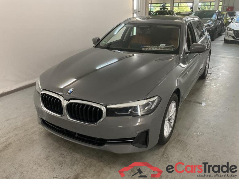 BMW 5 SERIES TOURING 2.0 520D 120KW TOURING AUTO Business & Driving  Assistant Professional