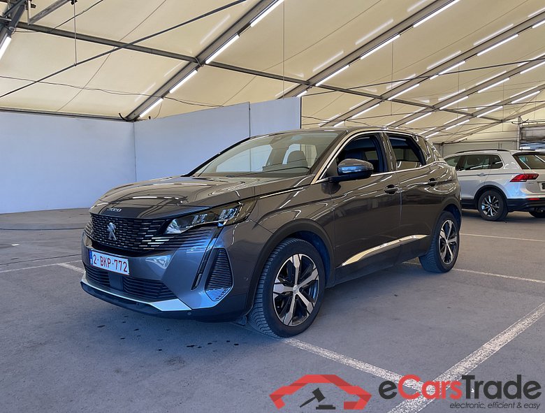 PEUGEOT 3008 1.2 PureTech Allure #1
