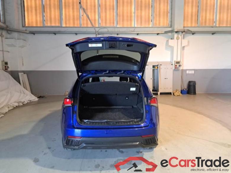 Lexus 4 LEXUS NX / 2017 / 5P / SUV HYBRID F SPORT 4WD #5