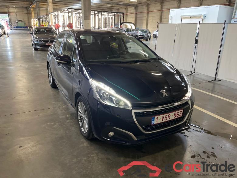 Peugeot, 208 '11, Peugeot 208 1.2 PureTech ?6.2 61kW S/S Signature 5 #2