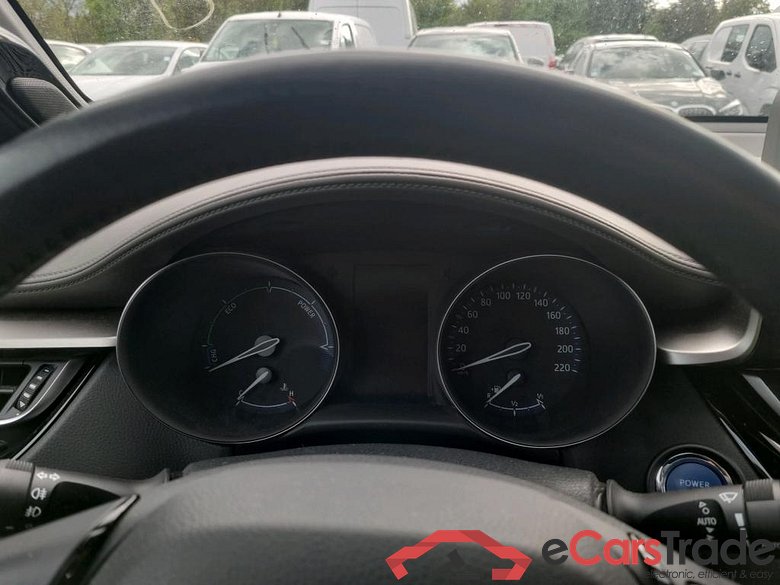 Toyota 2.0 HYBRIDE 184 DISTINCTIVE TOYOTA C-HR / 2016 / 5P / SUV 2.0 HYBRIDE 184 DISTINCTIVE #6