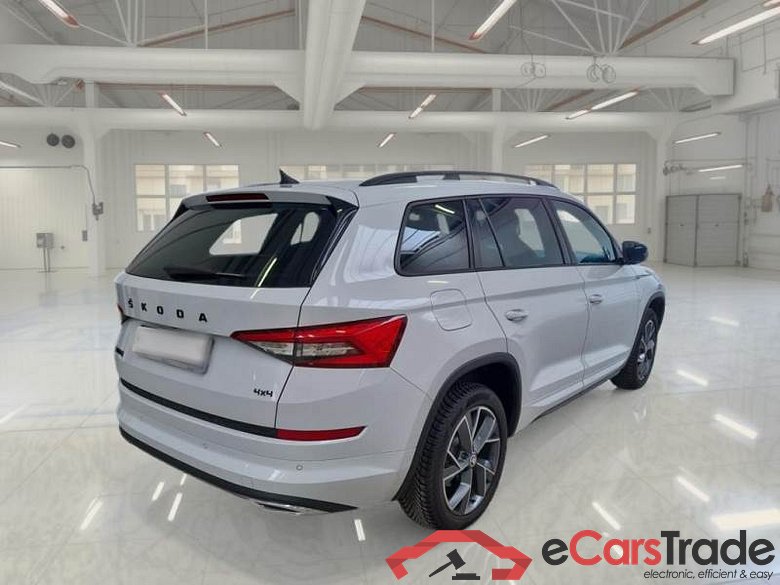 Skoda 43 SKODA KODIAQ / 2016 / 5P / SUV 2.0 TDI EVO SCR SPORTLINE DSG 4WD #2