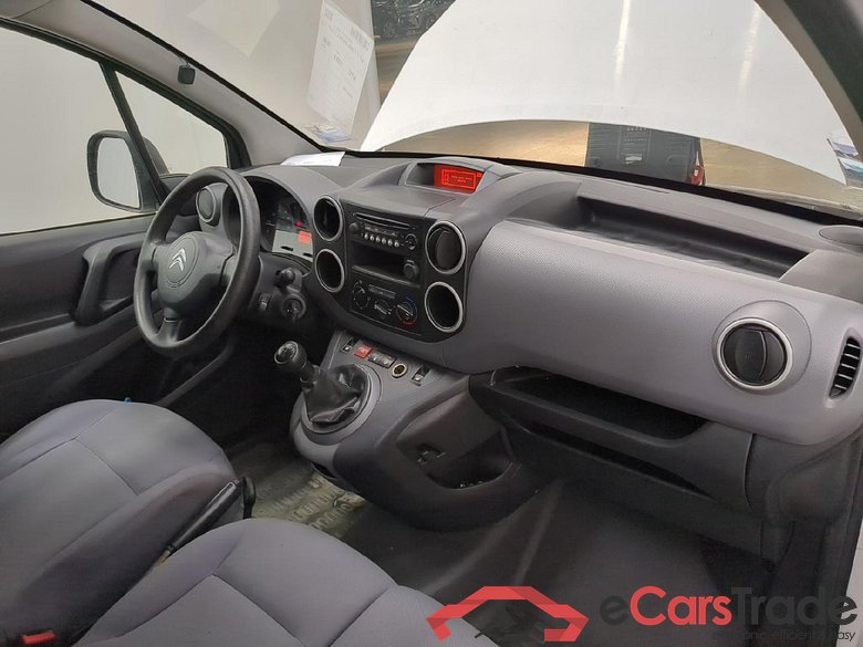 Citroen BlueHDi 75 BVM Club 20L1 Berlingo Fourgon Club L1 (Court) 1.6 BlueHDi 75CV BVM5 E6 / FREINS HS + FUITE D'HUILE #5