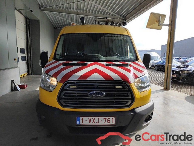 Ford Transit 350M 2.0TD 130pk 96kW M6 Trend 4d