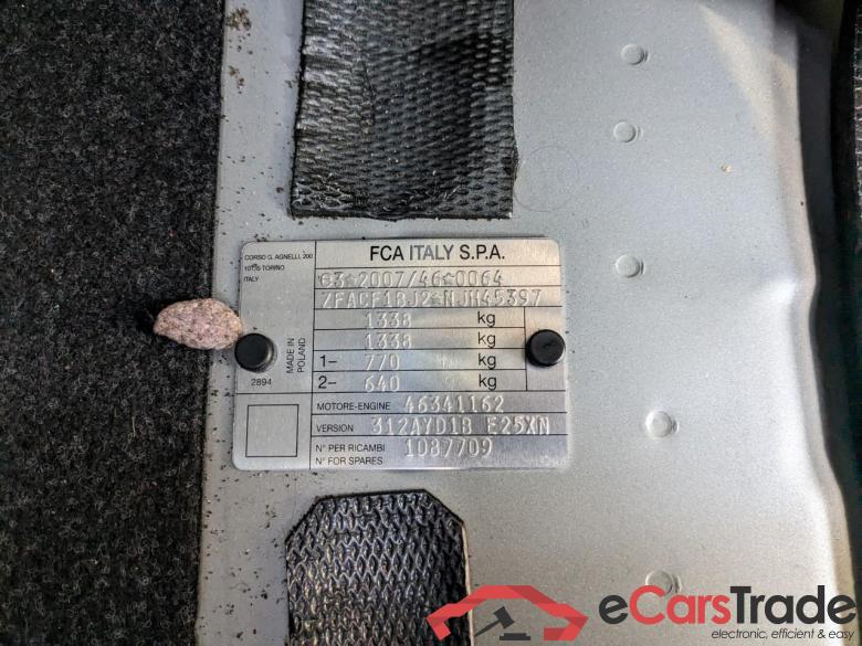 500 MY22 HYB 70 CLUB  #2