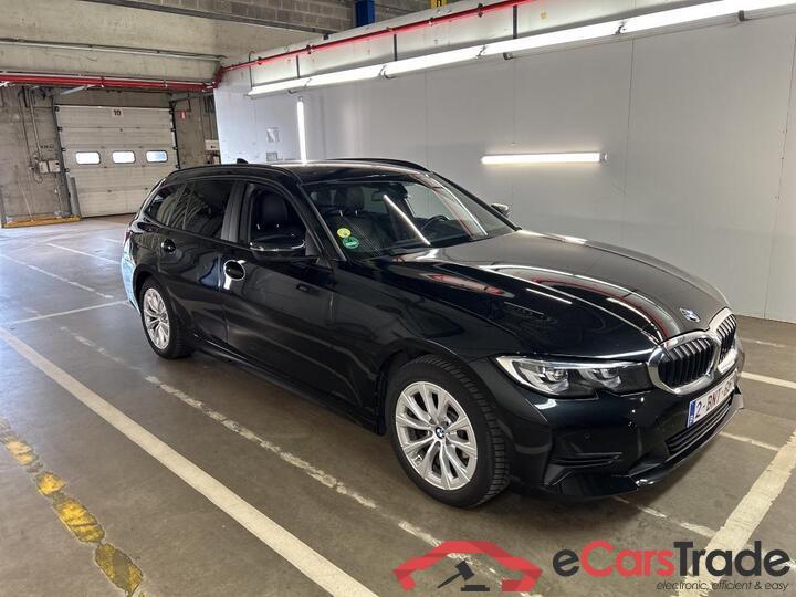 BMW 3 Reeks Touring 3 Reeks Touring 318dA (100 kW) (Mild Hybrid) 100kW/136pk  5D/P Auto-8 #2