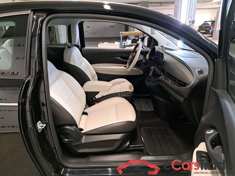 Fiat 500e 42 KWH Laprima Aut. LED-Xenon Virtual Navi-Pro Leather KeylessGo Klima PDC ... #5