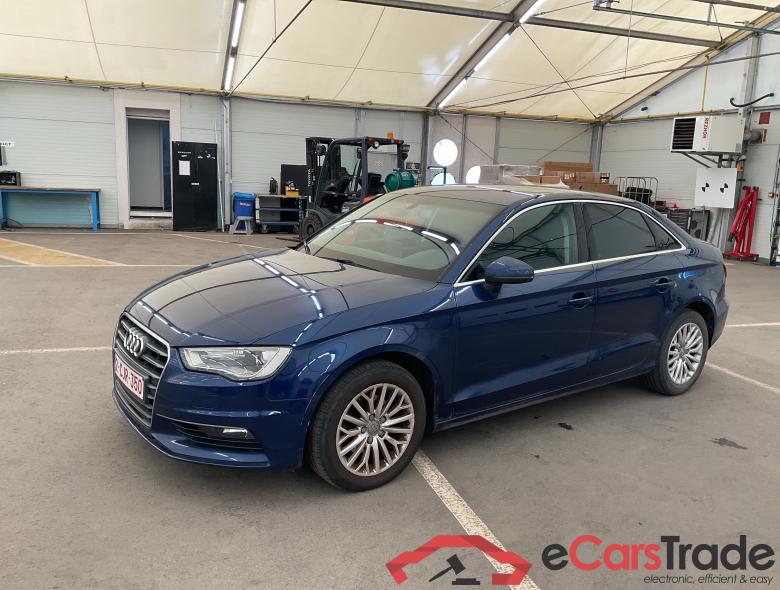 AUDI A3 Sedan 2.0 TDi Ambiente S tronic #1