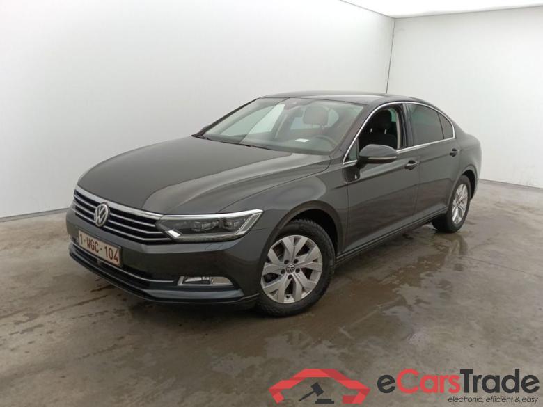 Volkswagen Passat 1.5 TSI OPF DSG7 Comfortline Business 4d #1