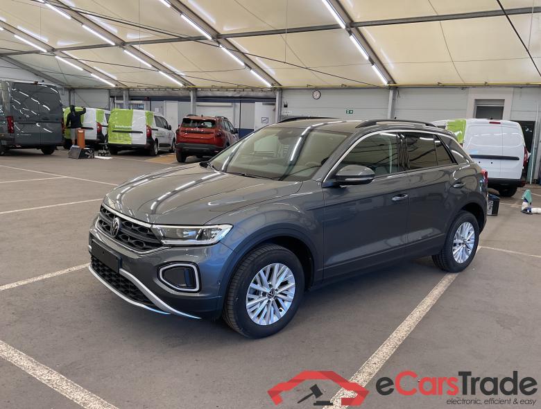 VOLKSWAGEN T-Roc T-Roc Life Business 1.5 TSI OPF 110 kW (150 ch) 7 vitesses DSG #1