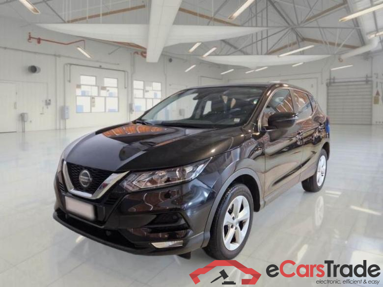 Nissan 13BUS NISSAN QASHQAI / 2017 / 5P / CROSSOVER 1.3 DIG-T 140 BUSINESS