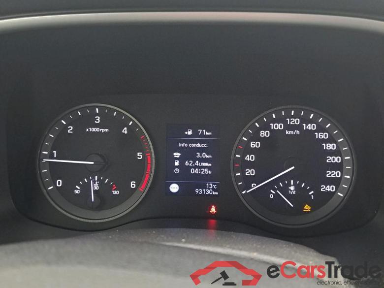 Hyundai TUCSON CRDI 1.6 116 CV 48V 4X2 SLE(SP)(SL) HYUNDAI Tucson / 2018 / 5P / todoterreno TUCSON CRDI 1.6 116 CV 48V 4X2 SLE(SP)(SL) #4