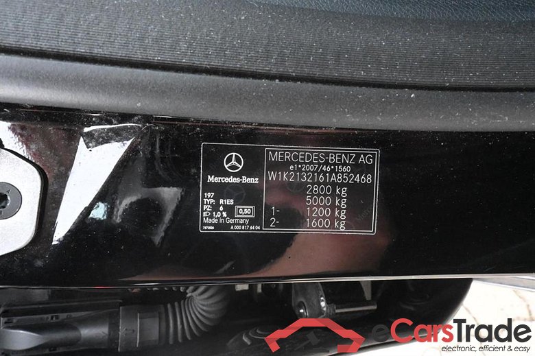 Mercedes E-Class Wagon ´16 Technischer Schaden!!! MERCEDES-BENZ E-Klasse E 300 de T 9G-TRONIC Avantgarde 5d 143kW #4