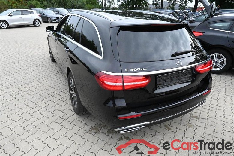Mercedes E-Class Wagon ´16 Technischer Schaden!!! MERCEDES-BENZ E-Klasse E 300 de T 9G-TRONIC Avantgarde 5d 143kW #6