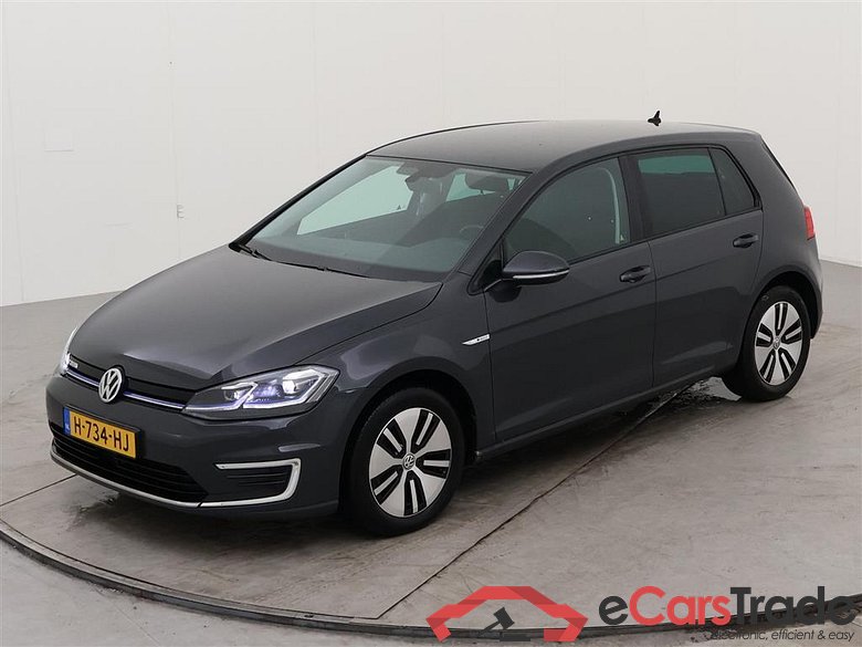 VOLKSWAGEN e-Golf  #1