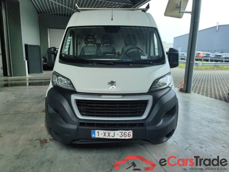 Peugeot Boxer 2.2 BlueHDi S&S 140 Premium 335 L2H2 4d
