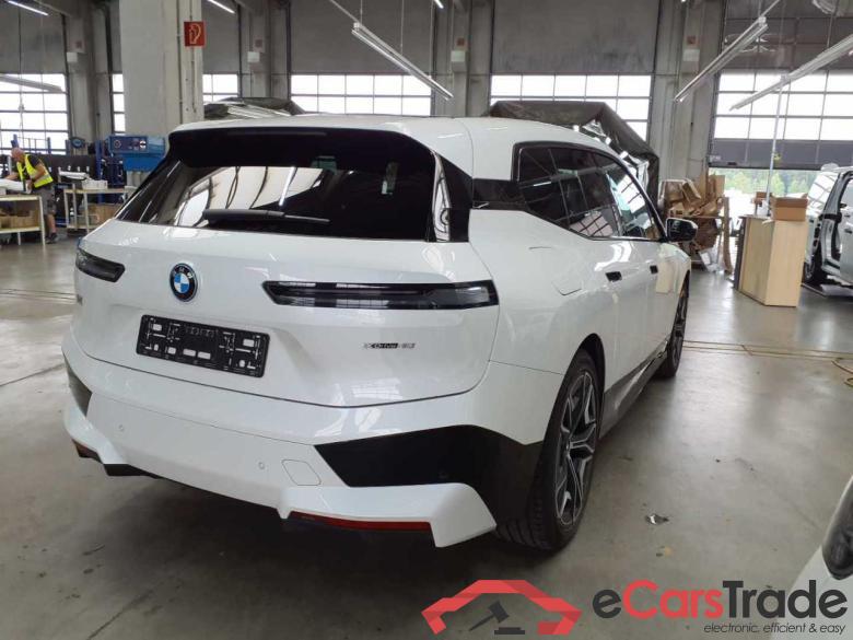 Bmw 40 xDrive Sport Baureihe iX #2