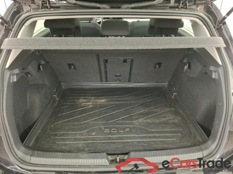 VOLKSWAGEN GOLF 1.5 eTSI 96kW DSG Life Business 5D #5