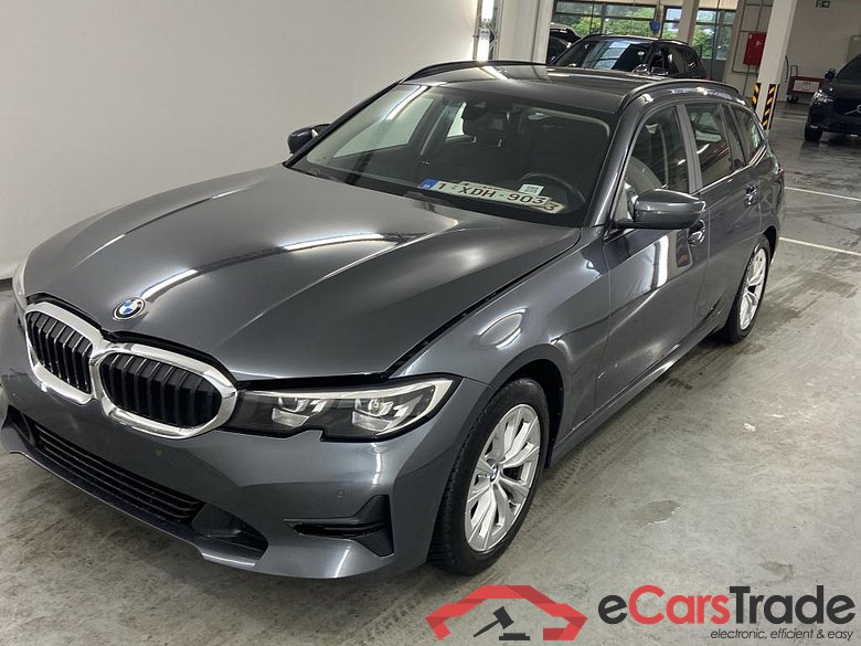 BMW 3 TOURING - 2019 320iA OPF Business Plus Model Advantage #1