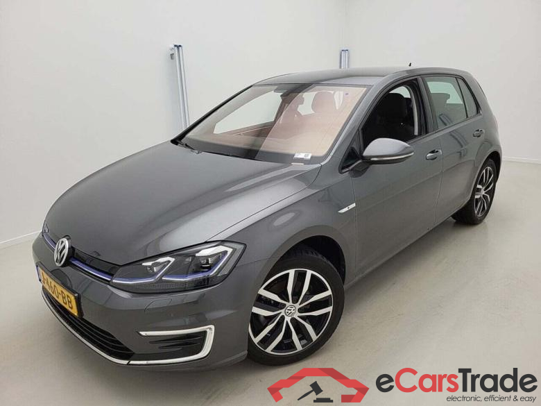 VOLKSWAGEN e-Golf e-Dition