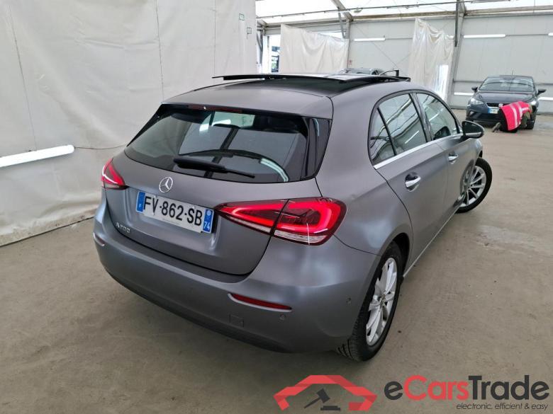 Mercedes A 200 Business Line 7G-DCT MERCEDES-BENZ Classe A Compact / 2018 / 5P / Berline A 200 Business Line 7G-DCT #3