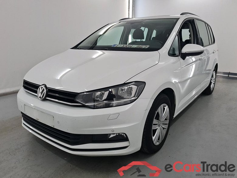 VOLKSWAGEN TOURAN DIESEL - 2015 2.0 TDi SCR Trendline (EU6.2) Family Wintermodule Business Plus #1