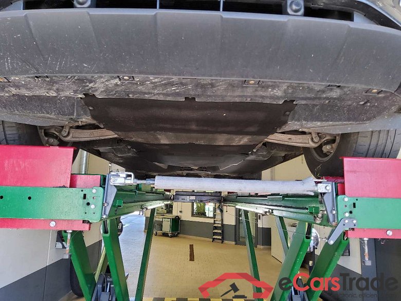 Audi Q5 (FYG)(06.2020->) DE - SUV5 40 2.0 TDI quattro EU6d, basis (EURO 6d), (Facelift) 2020 - 2024 #5