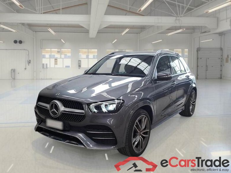 Mercedes 55 MERCEDES-BENZ GLE / 2018 / 5P / SUV GLE 350 DE 4MATIC PLUG-IN PREMIUM