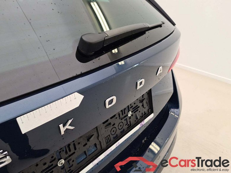 SKODA OCTAVIA COMBI 2.0 CRTDI STYLE DSG #4