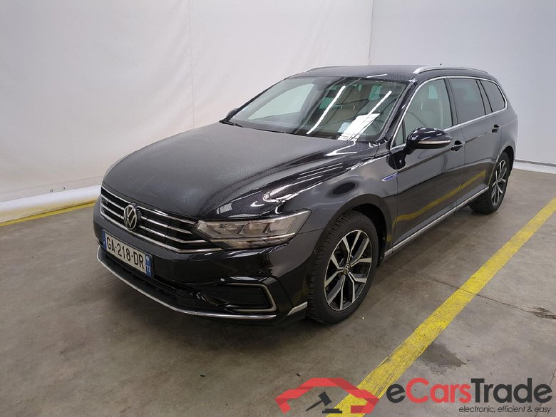 Volkswagen 1.4 TSI DSG HYBRIDE RECHARGEABLE SW GTE VOLKSWAGEN Passat SW / 2019 / 5P / Break 1.4 TSI DSG HYBRIDE RECHARGEABLE SW GTE #1