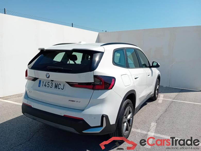 BMW sDrive18d BMW X1 / 2022 / 5P / todoterreno sDrive18d #2