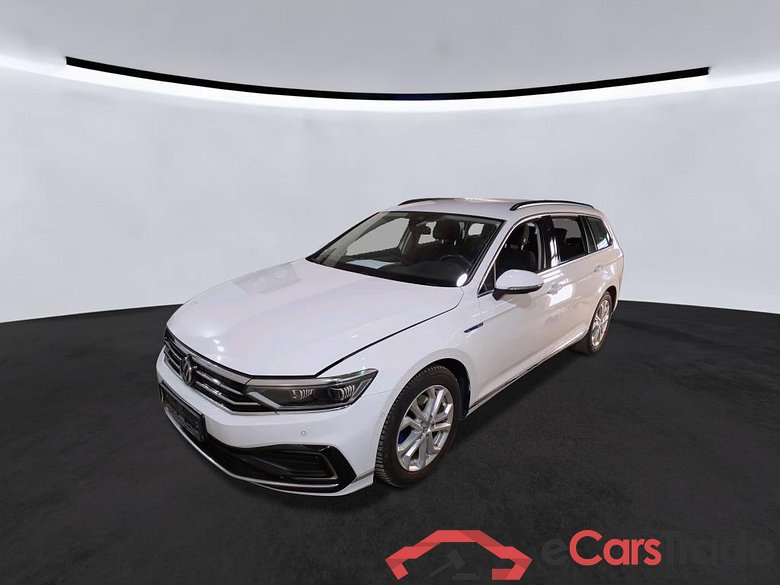 Vw GTE Passat Variant #1